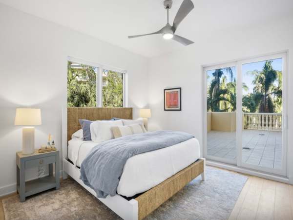 Ultra Posh South end Condo with Private Pool and Spa